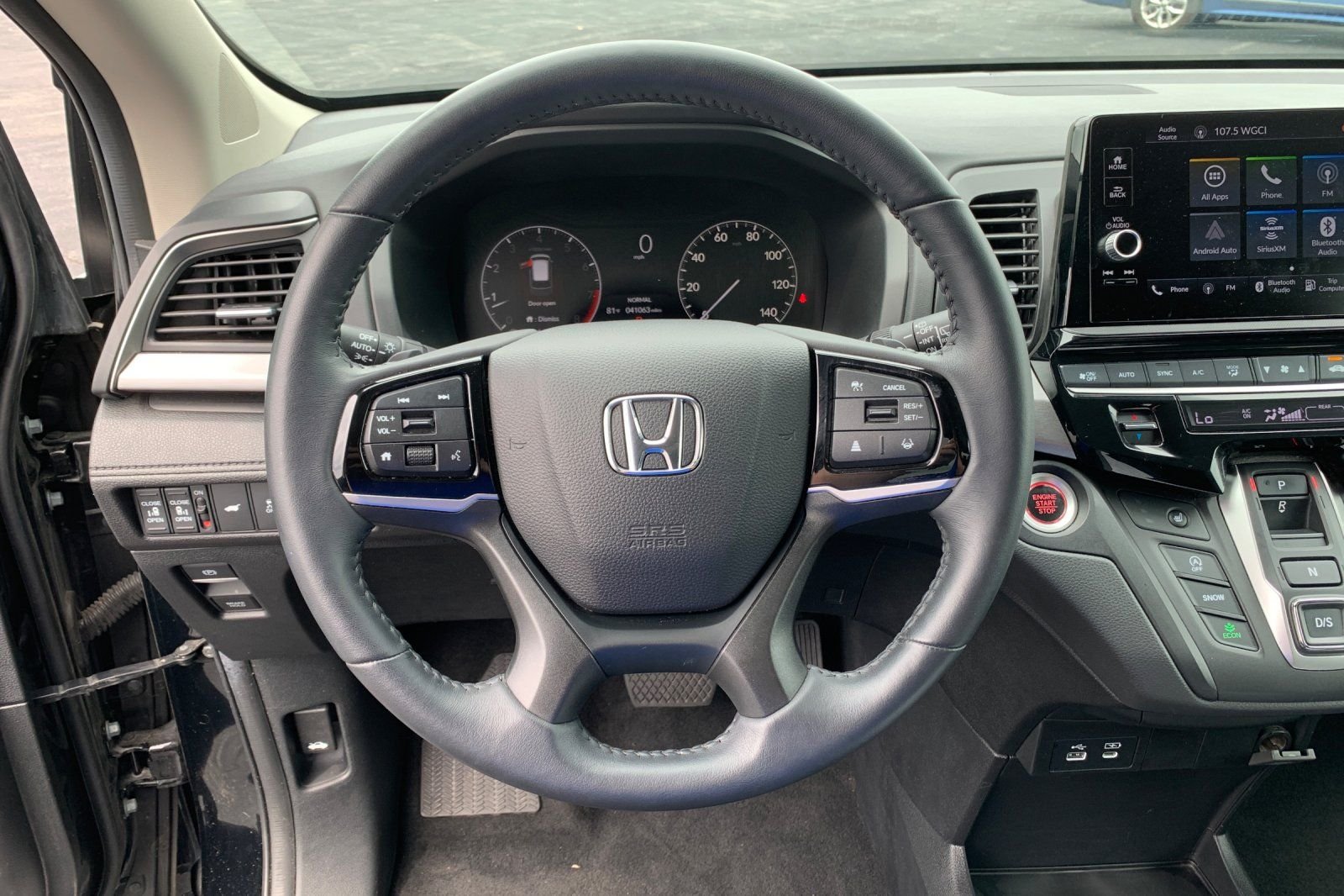 Certified Used 2025  Honda EX-L image 28
