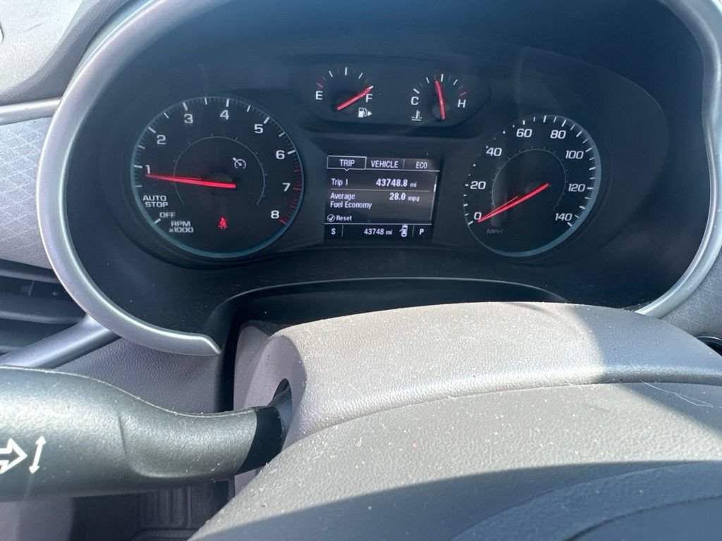 Used 2022 Mosaic Black Metallic Chevrolet LT image 16