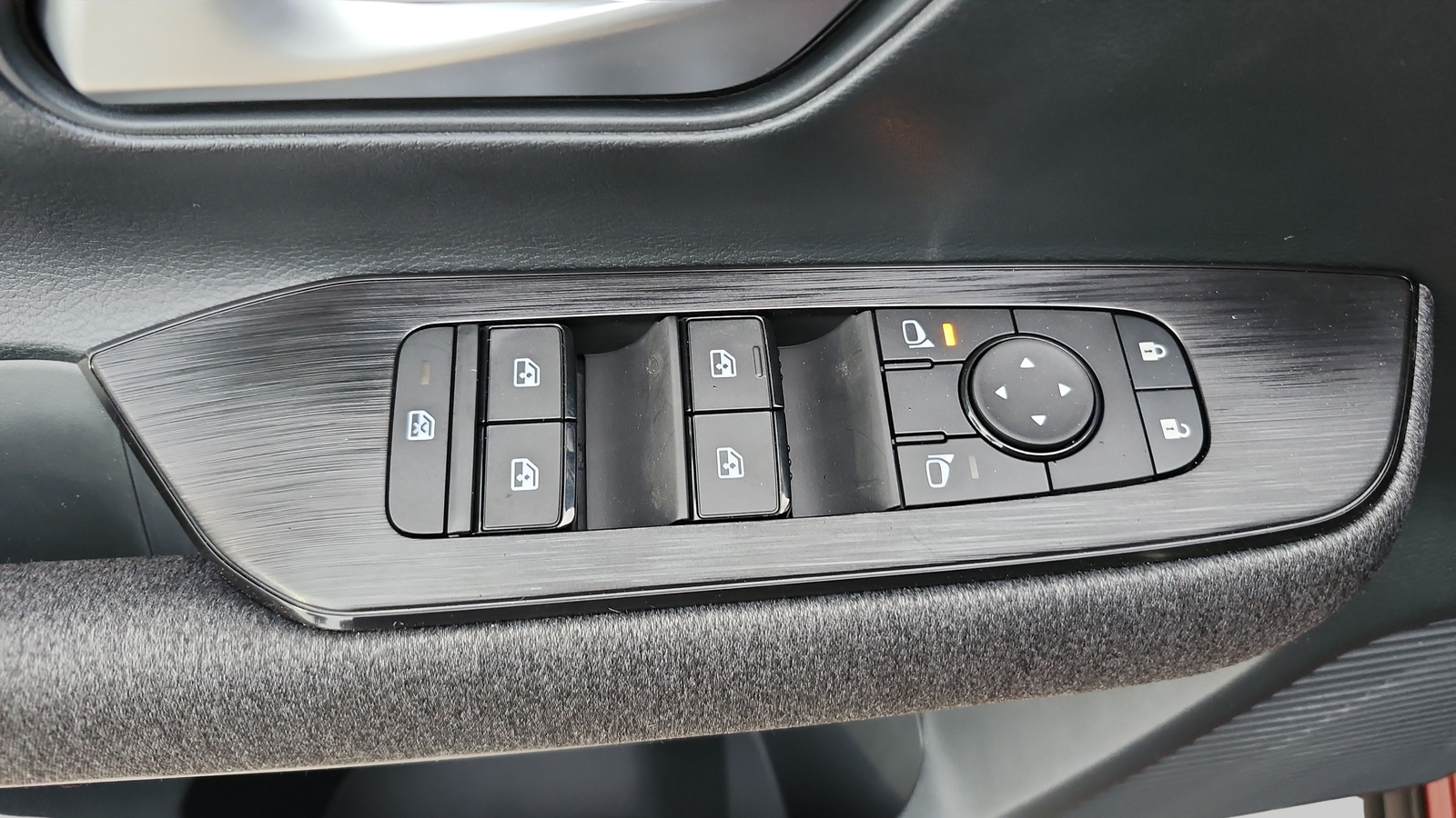2026 Nissan KICKS SV - Photo 25