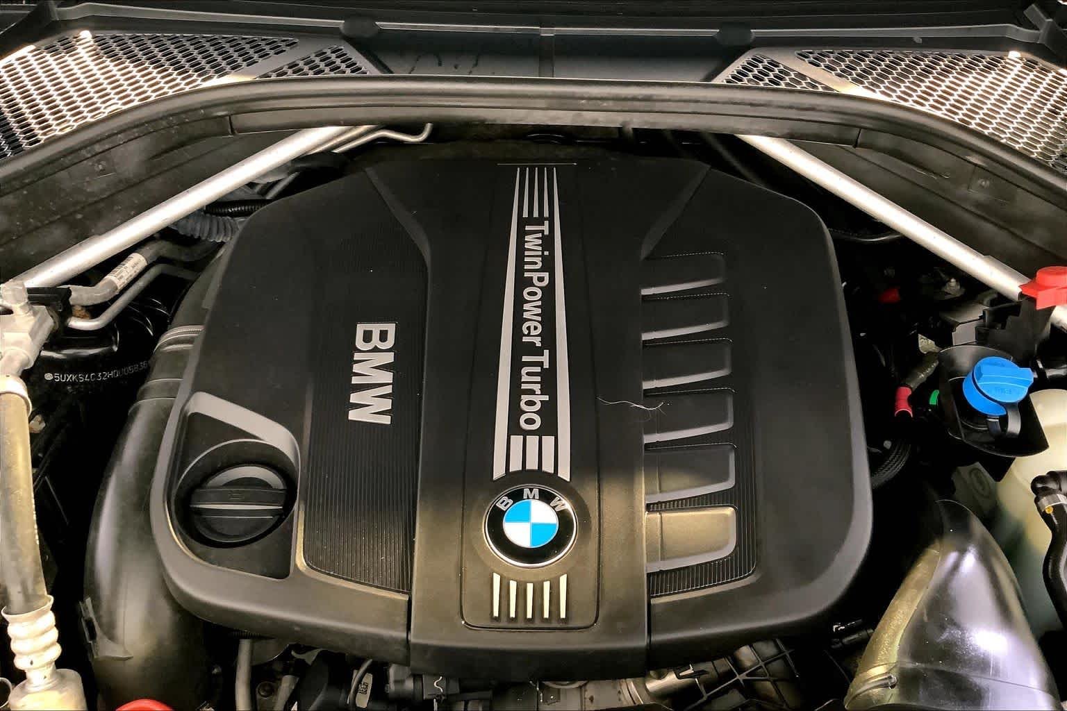 Used 2017 Alpine White BMW xDrive35d image 31