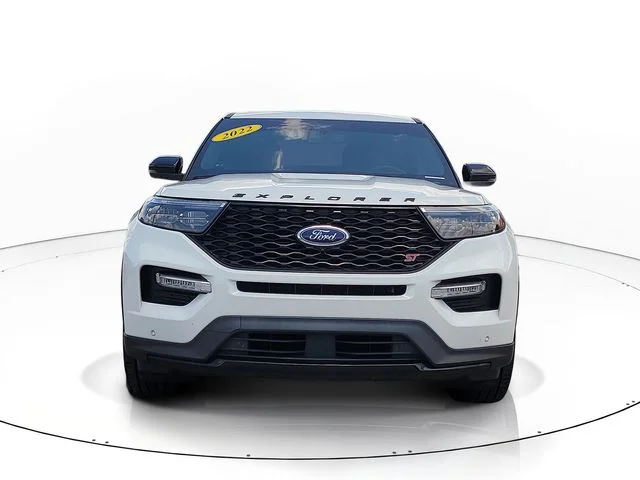 Used 2022 White Ford ST image 2