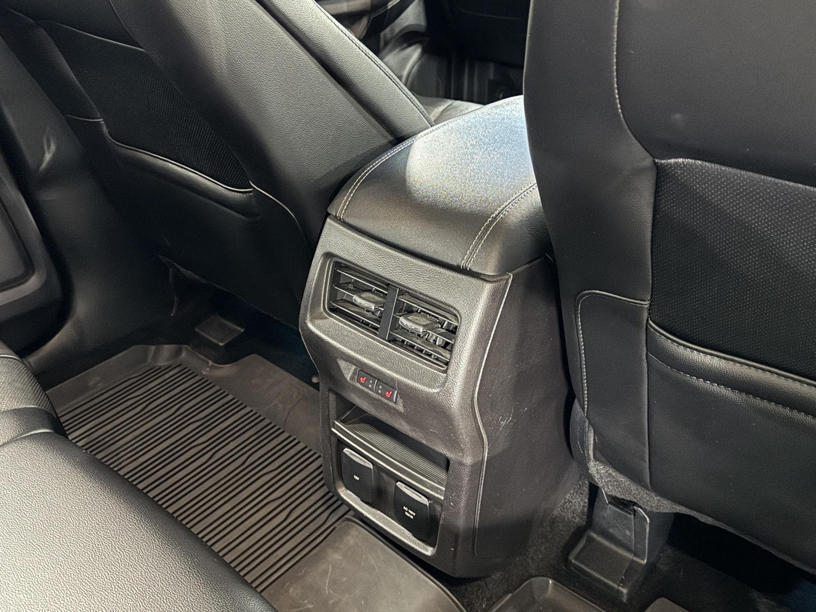 2017 Ford Edge Titanium - Photo 7