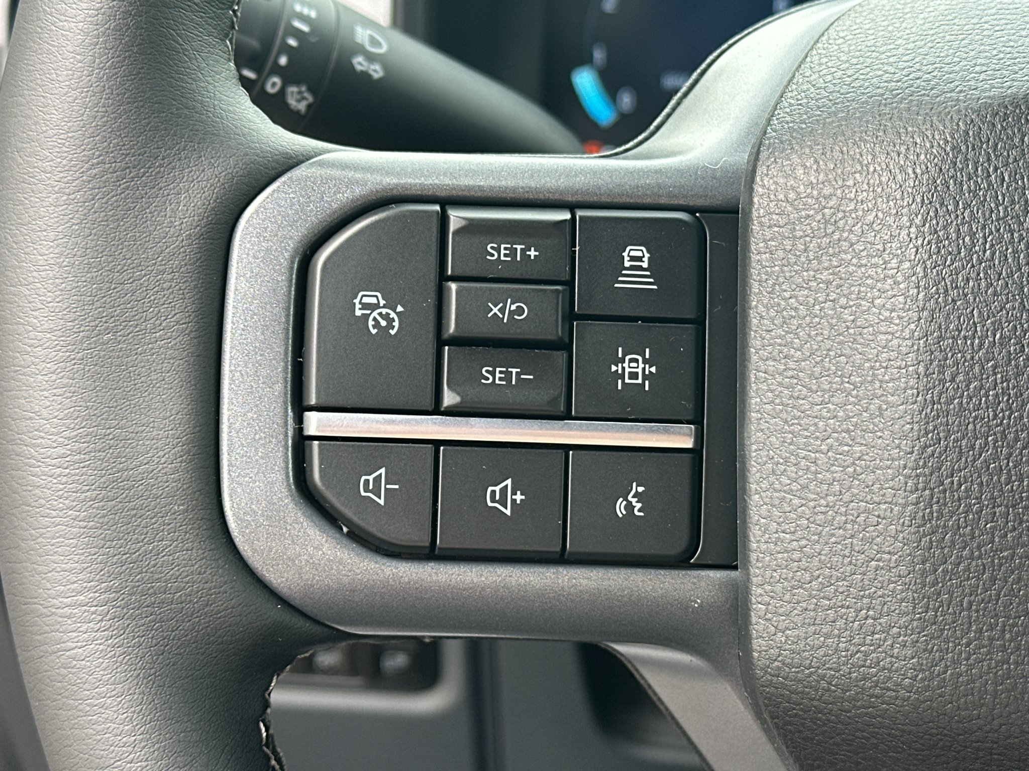 New 2026 Avalanche Ford Lariat® image 20