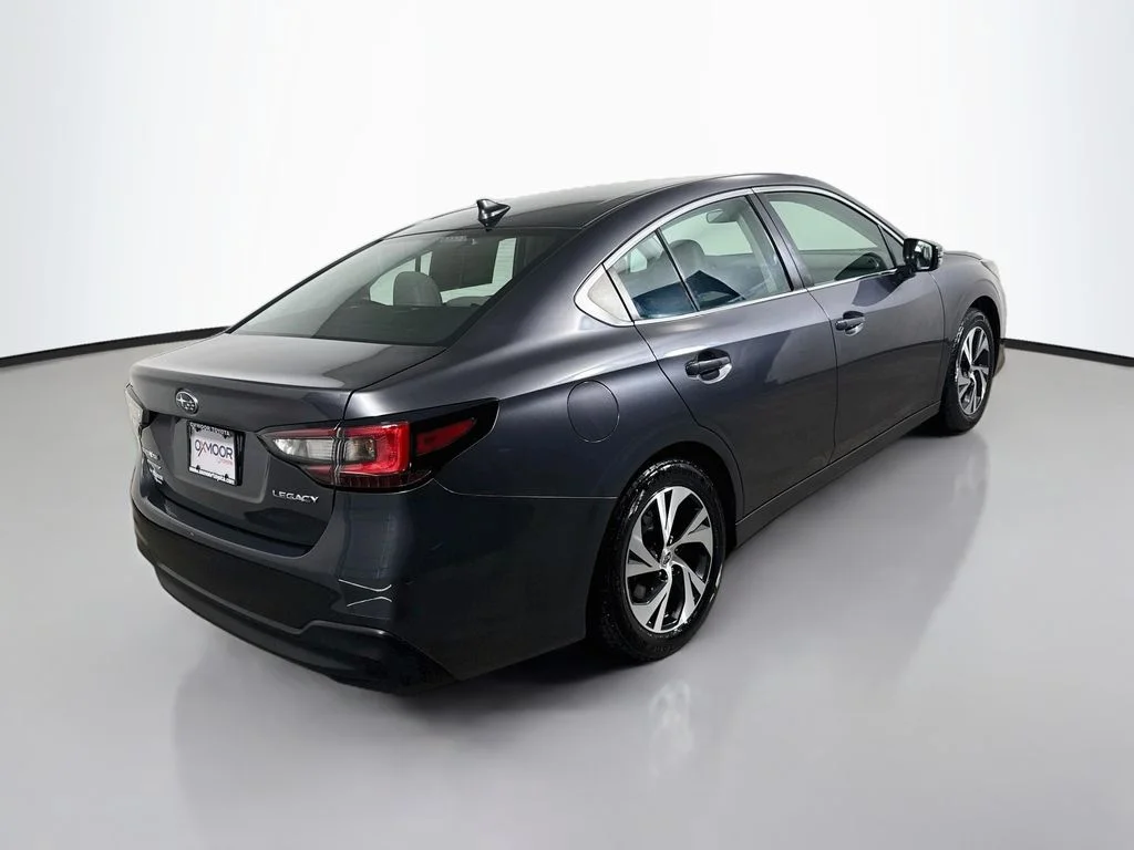 Used 2022 Magnetite Gray Metallic Subaru Premium image 7