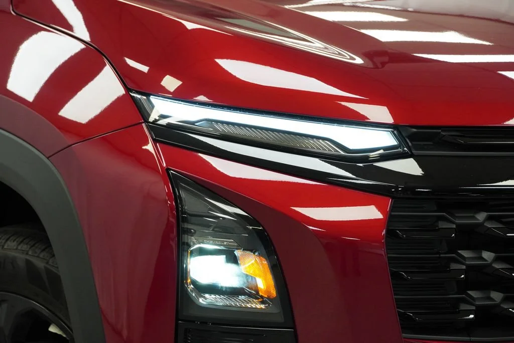 New 2027 Radiant Red Tintcoat Chevrolet LT image 31