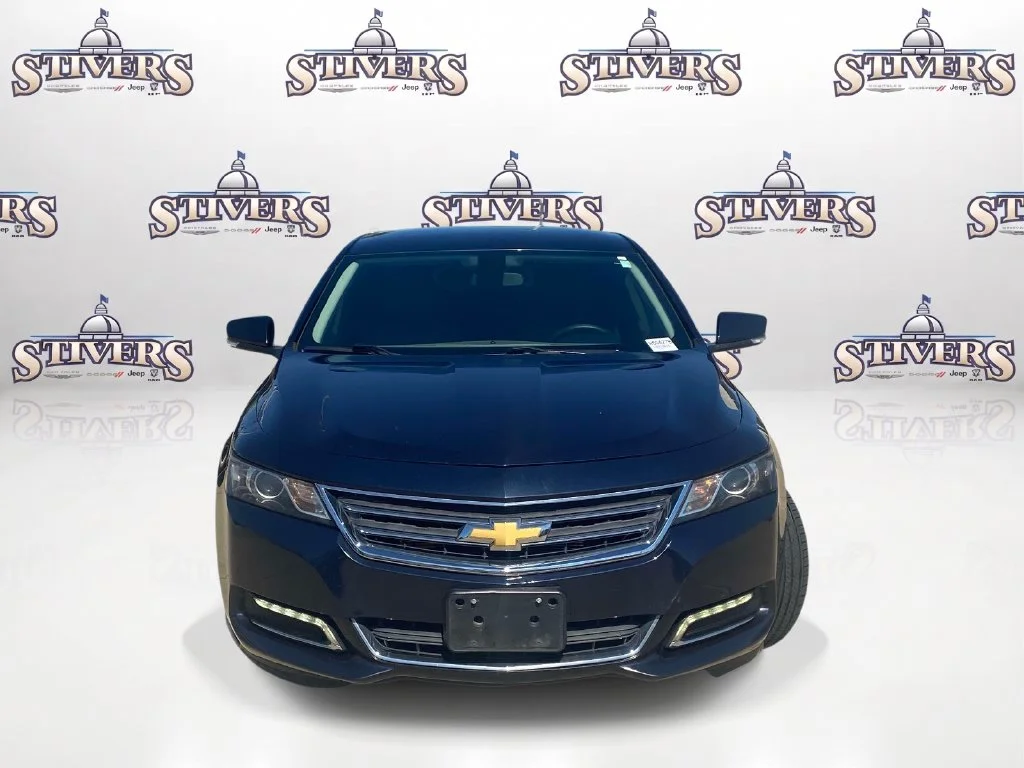 Used 2019 Blue Chevrolet LT image 2