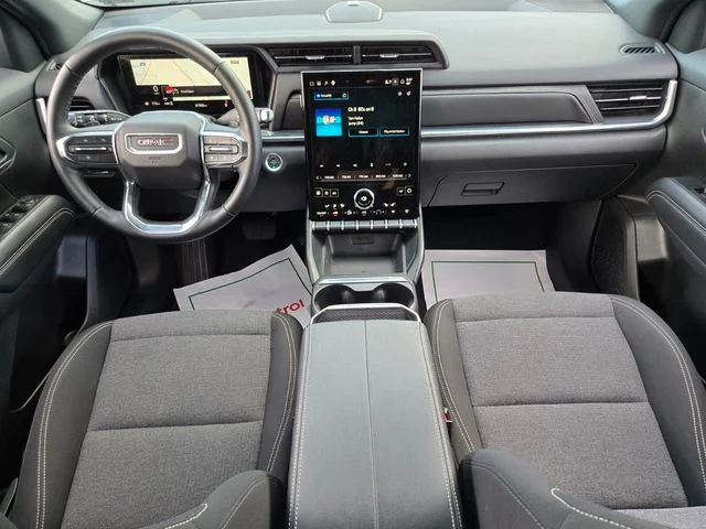 Used 2025 White GMC Elevation image 14