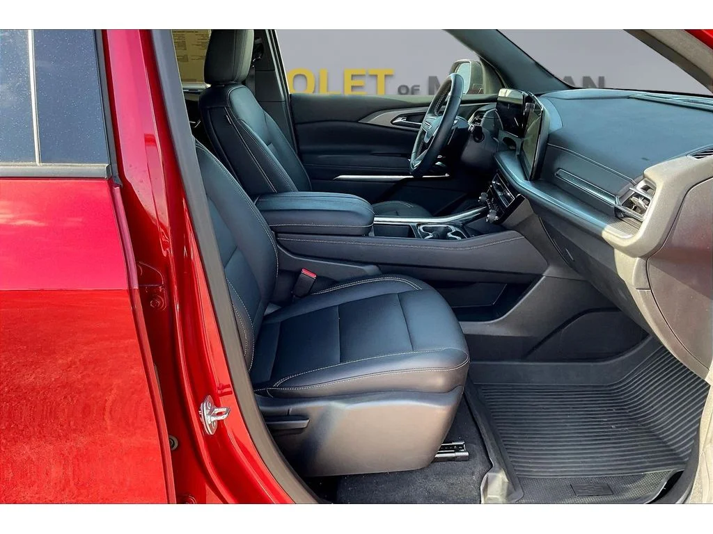 Used 2025 Radiant Red Tintcoat Chevrolet LT image 6