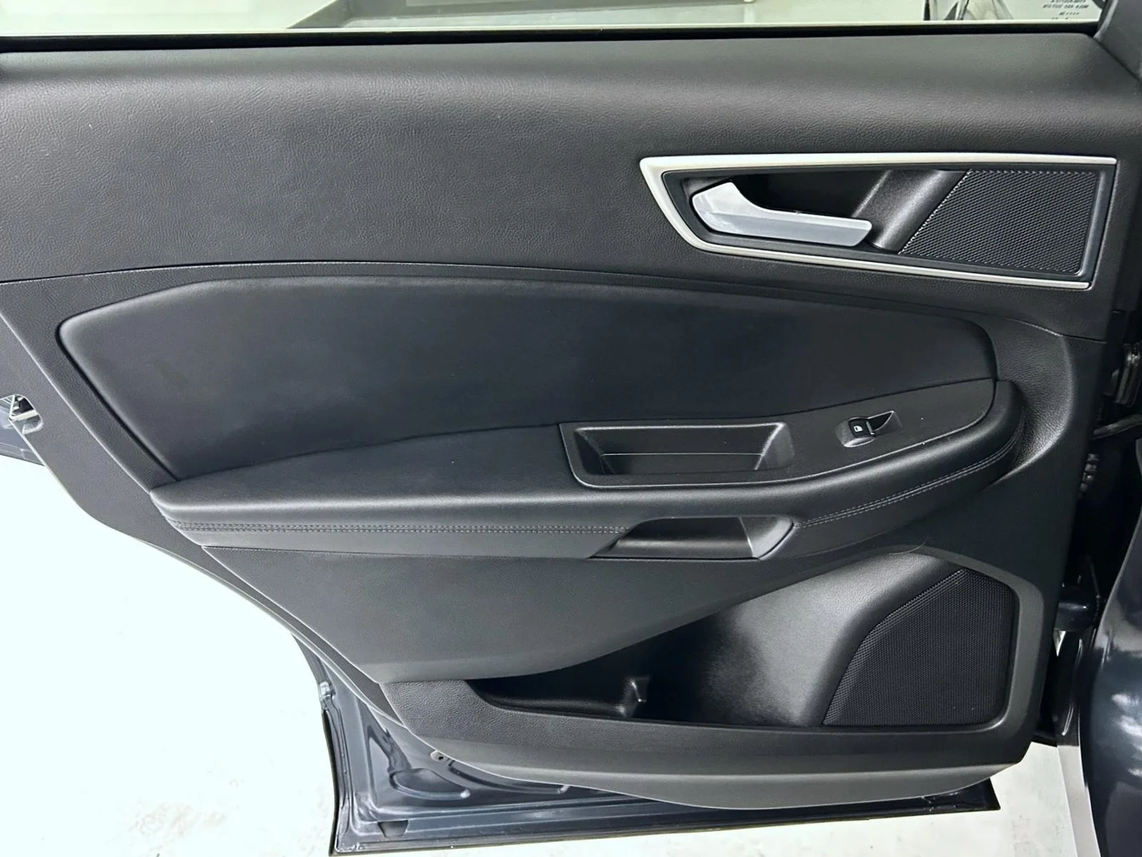 Used 2024 Blue Ford SEL image 20