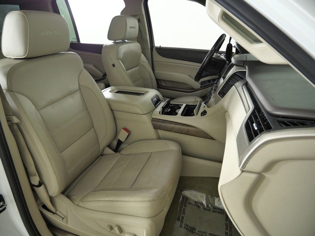 Used 2018 White GMC Denali image 22