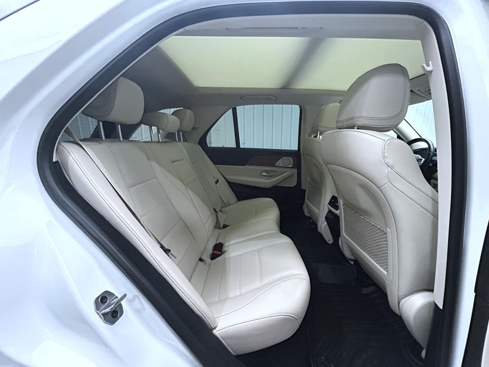 Used 2022 White Mercedes-Benz GLE 350 image 18