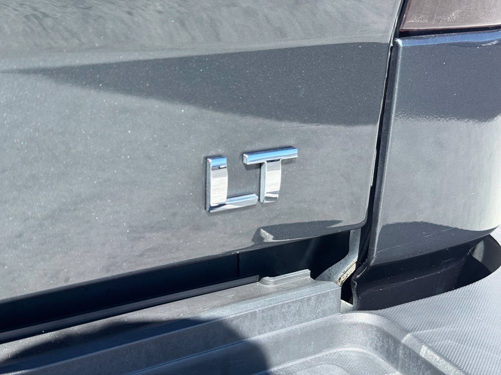 Used 2018 Gray Chevrolet LT image 16