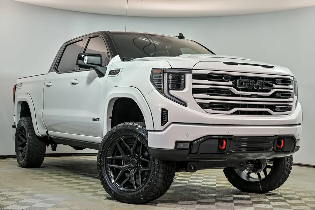 New 2026 Summit White GMC AT4 image 1