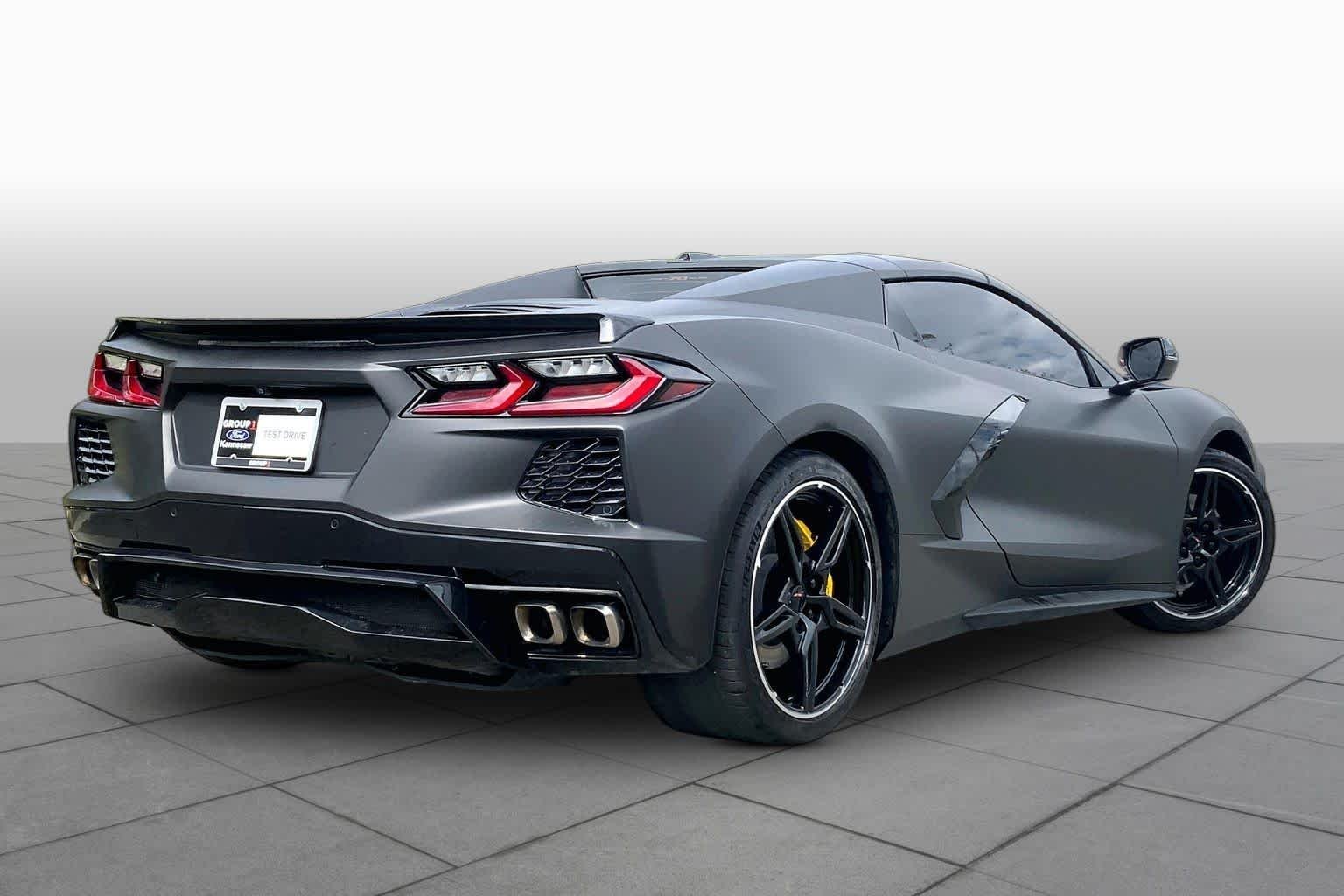 2023 Chevrolet Corvette 2LT - Photo 13