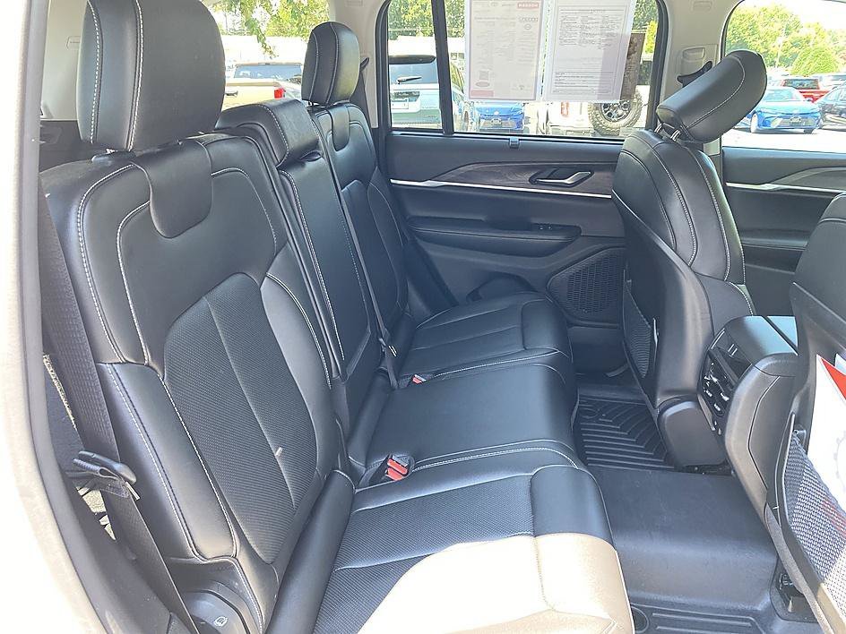 Used 2023 Bright White Clearcoat Jeep Limited image 21