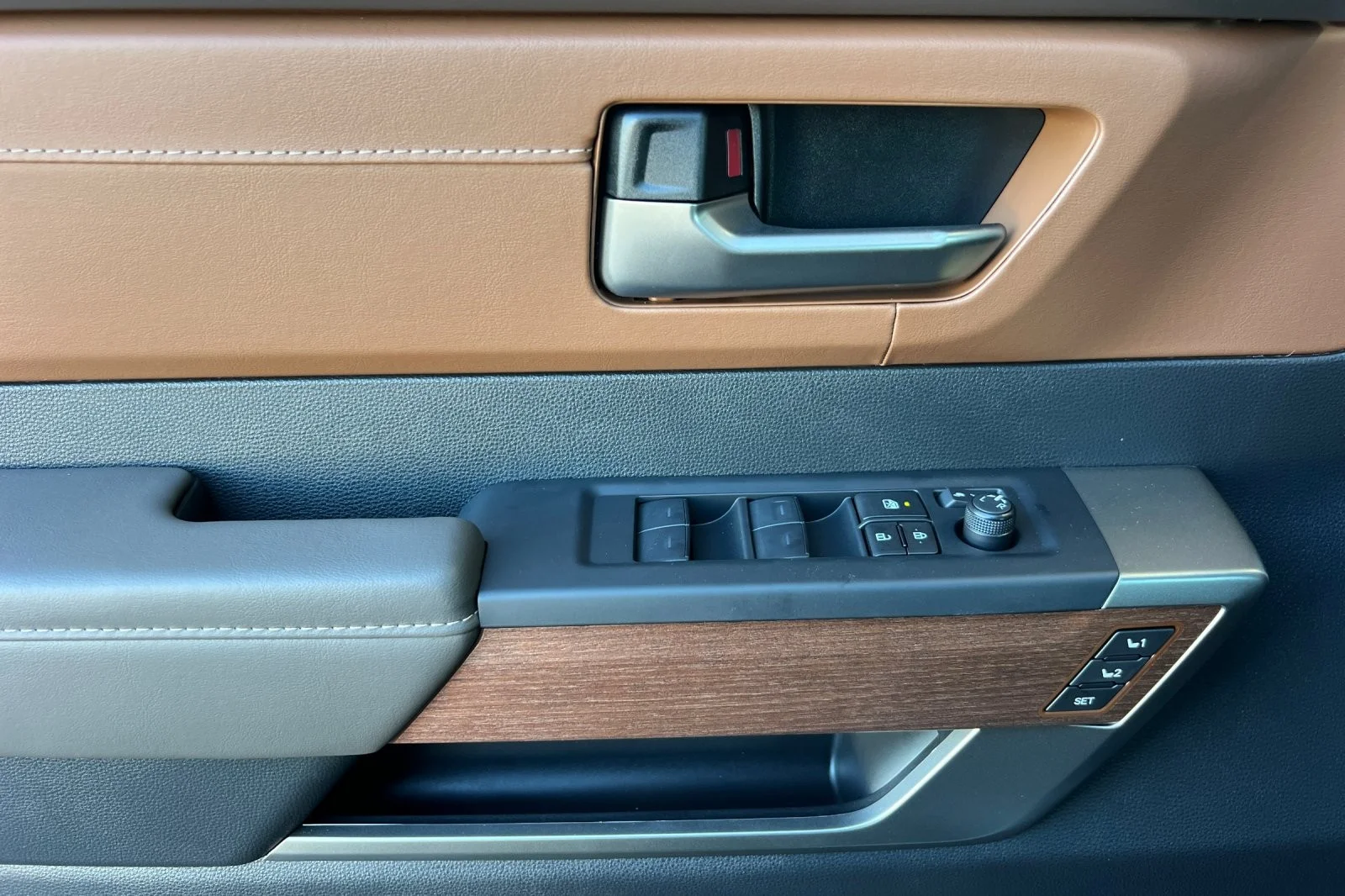 2026 Toyota Tundra 1794 Edition - Photo 10