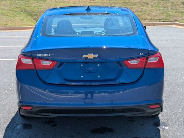 Used 2023 Blue Chevrolet LT image 5