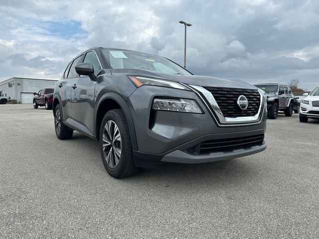 Used 2021 Gray Nissan SV image 12