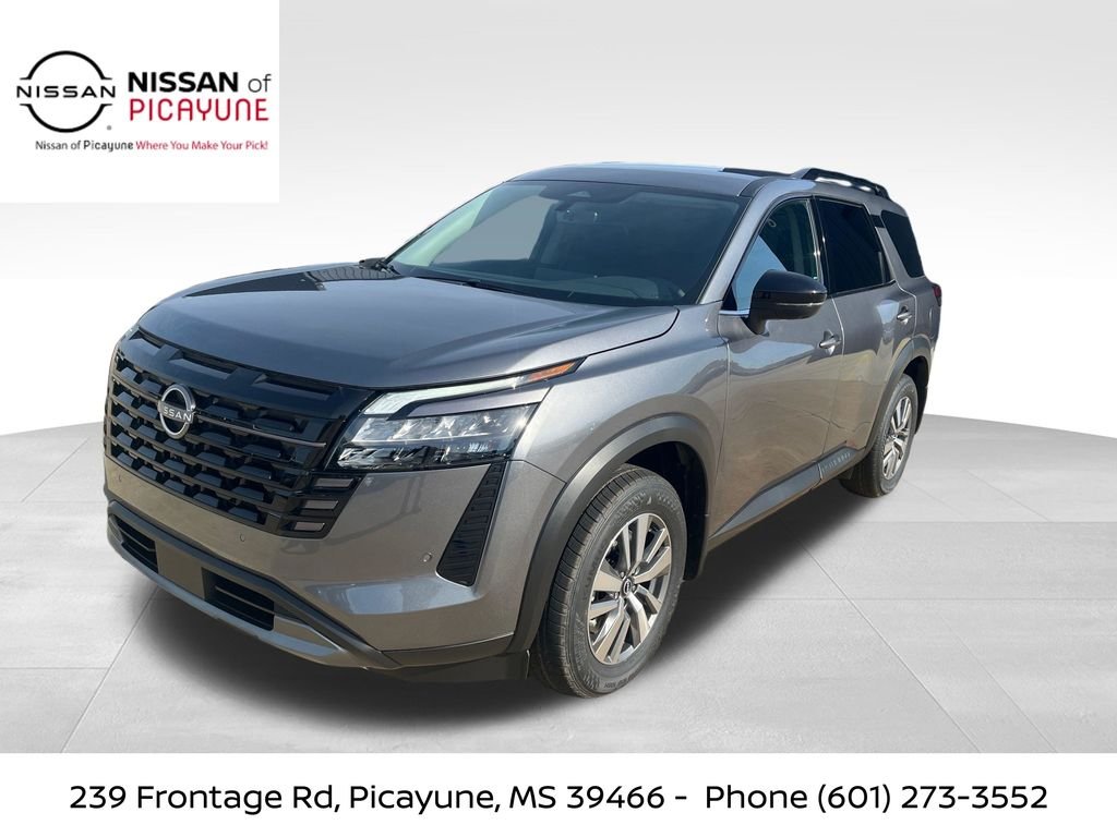 2026 Nissan Pathfinder SL 2WD's photo