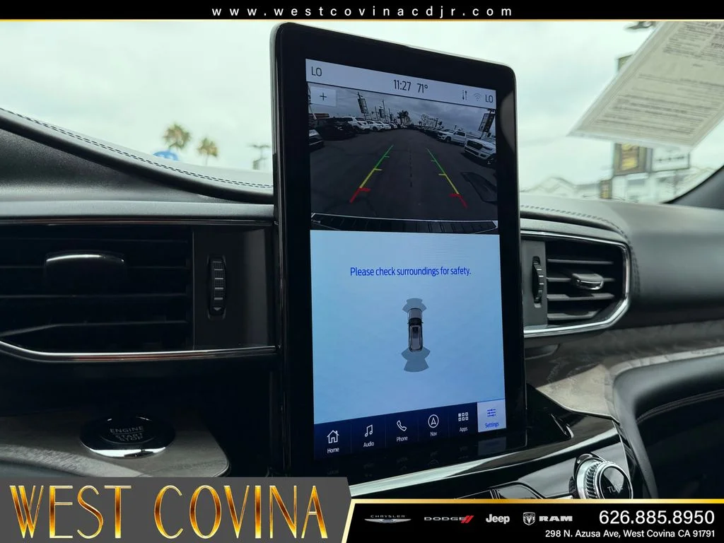 Used 2024 Silver Ford Platinum image 21