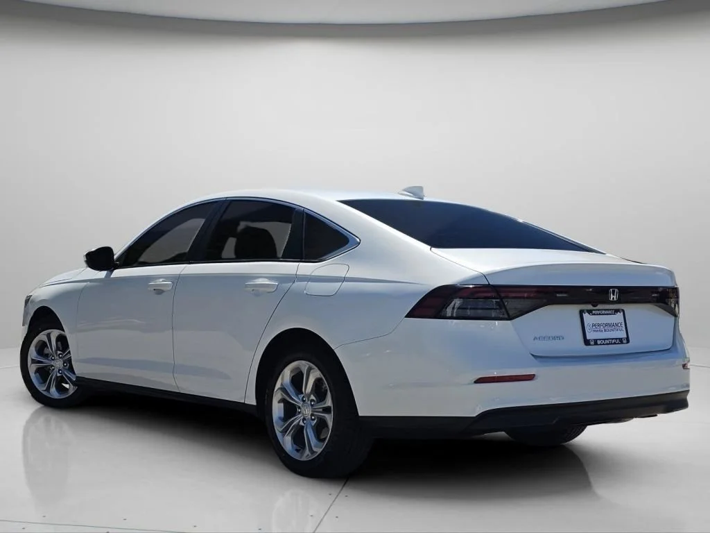 Used 2024 White Honda LX image 22