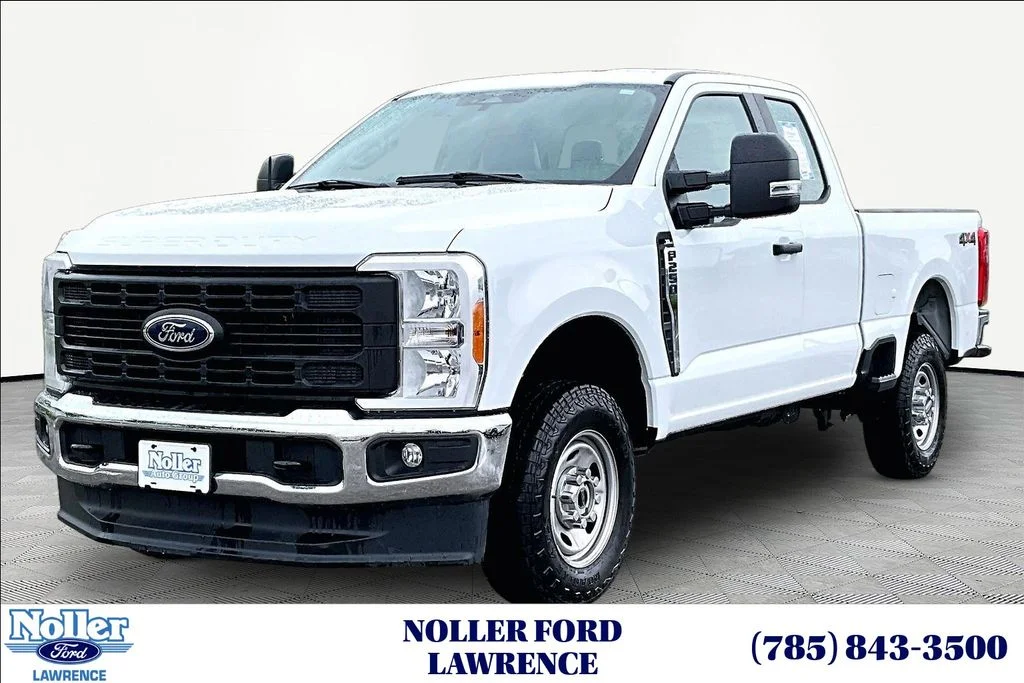 2023 Ford F-250 XL 4x4 SuperCab 8' Box's photo