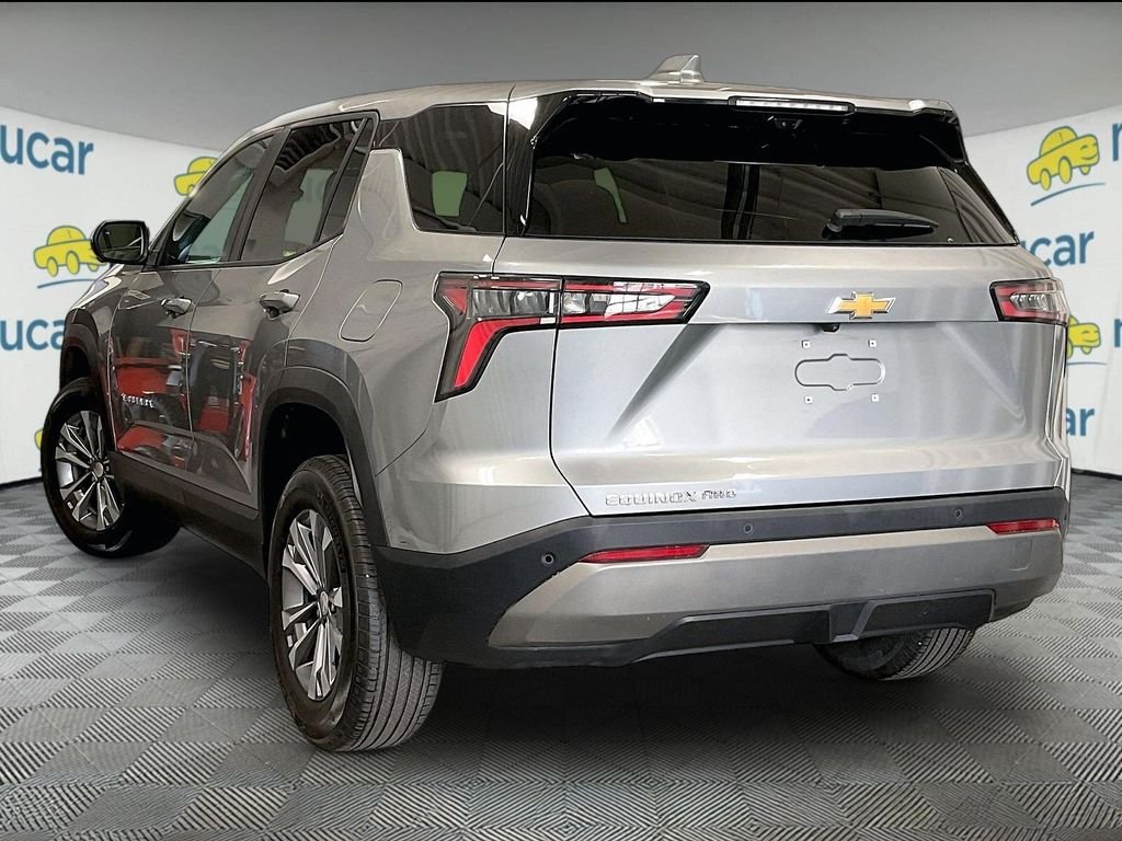 Used 2025 Sterling Gray Metallic Chevrolet LT image 4