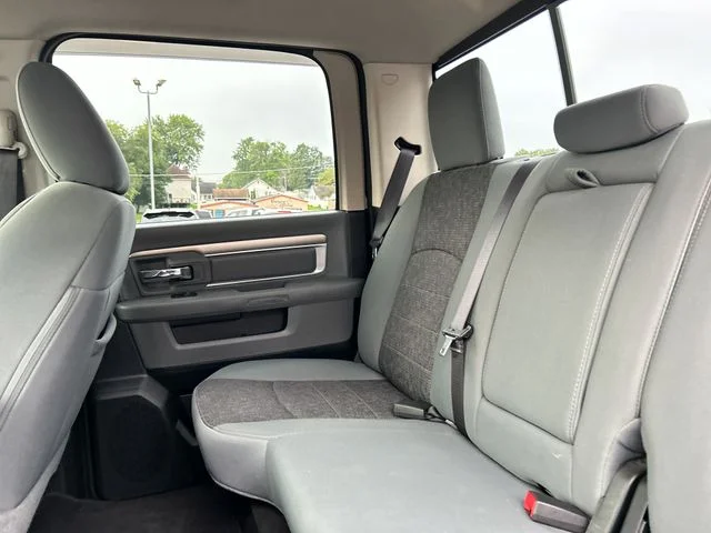 Used 2015 Black Ram Big Horn image 19
