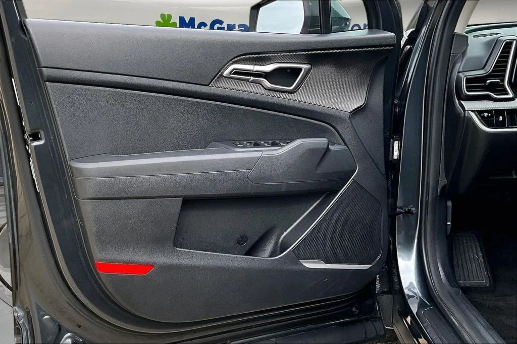 Certified Used 2025 Gray Kia LX image 23