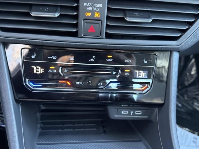2026 Volkswagen Jetta SE - Photo 10