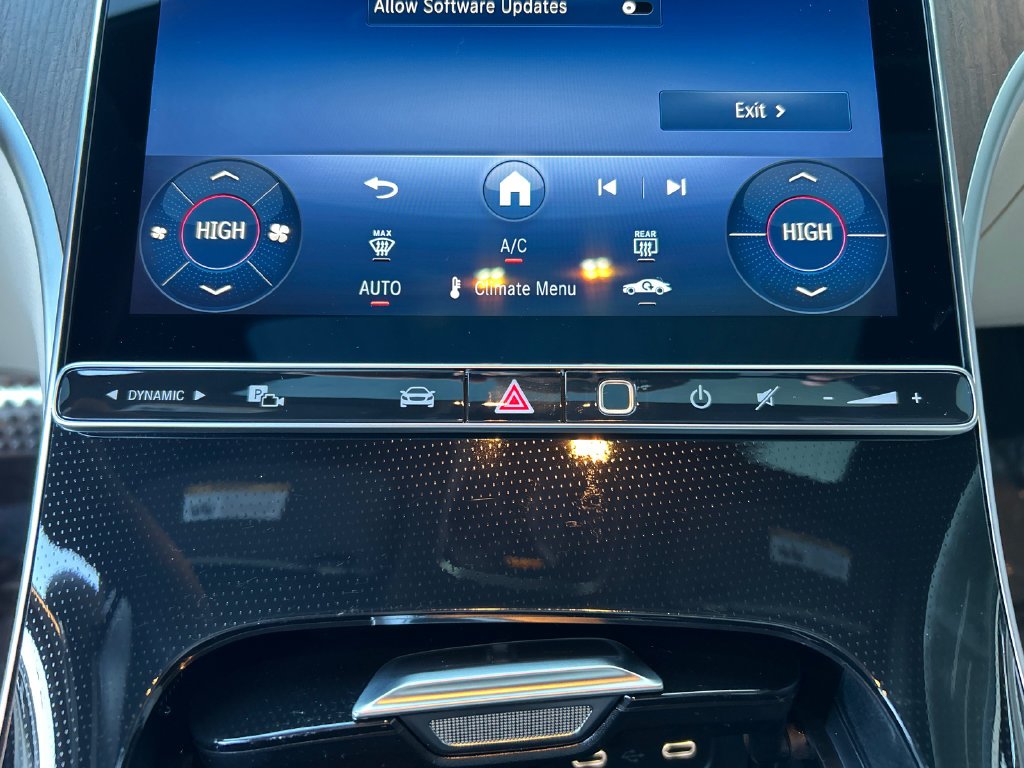 New 2027 Polar White Mercedes-Benz CLE 450 image 21