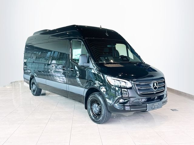 2025 Mercedes-Benz Sprinter 2500 170 WB HO High Roof's photo
