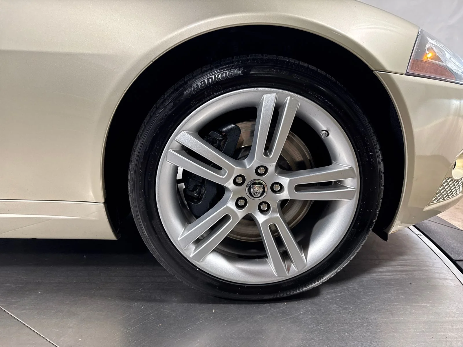 Used 2008 Winter Gold Jaguar XKR Base image 14
