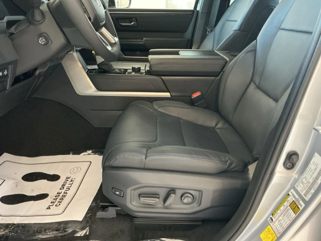 2026 Toyota Tundra Platinum - Photo 12