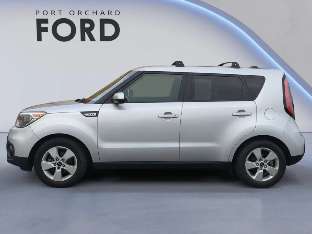 Used 2019 Silver Kia Base image 3