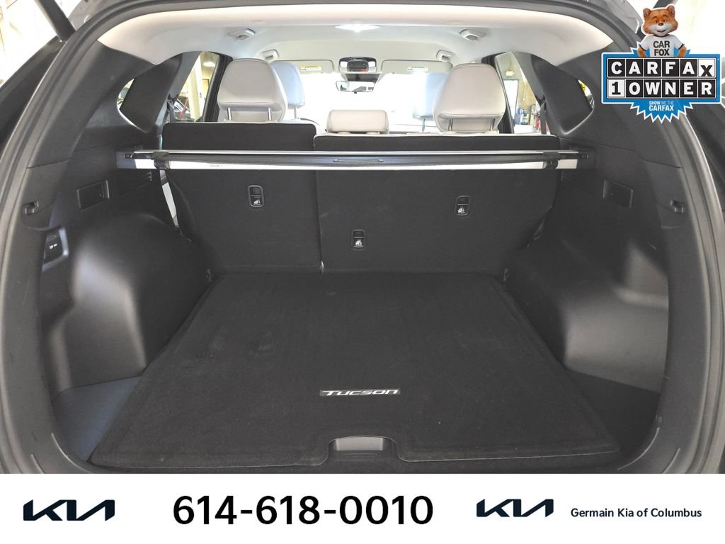 Used 2025 Black Hyundai SEL image 21