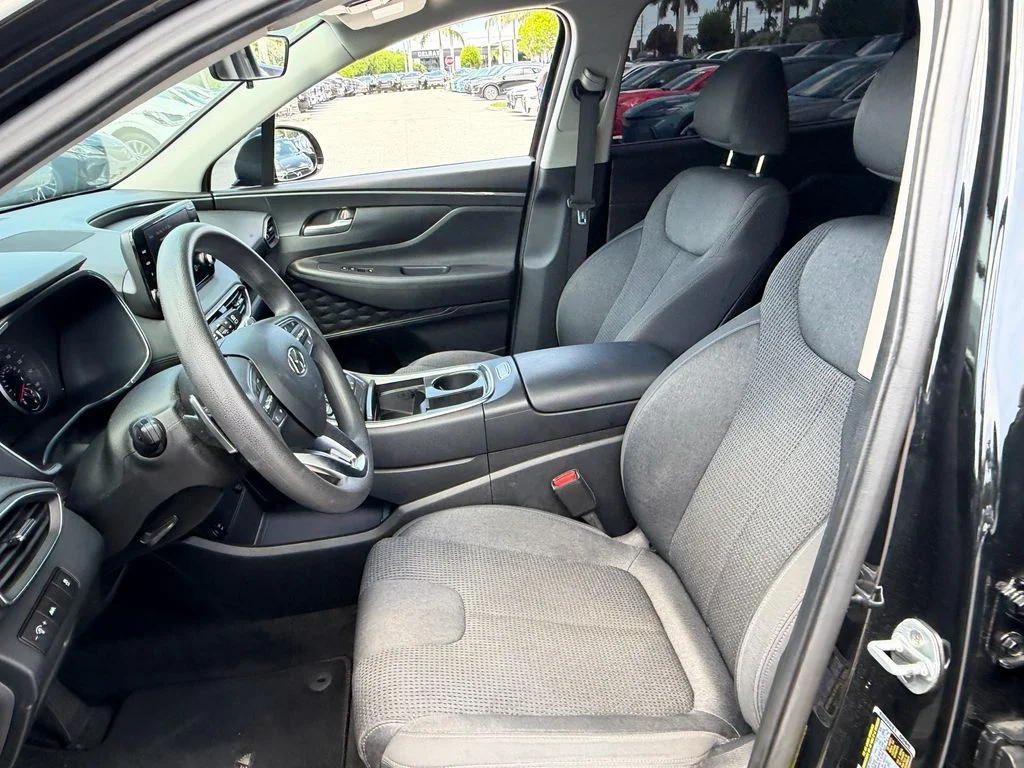 Used 2022 Black Hyundai SEL image 10