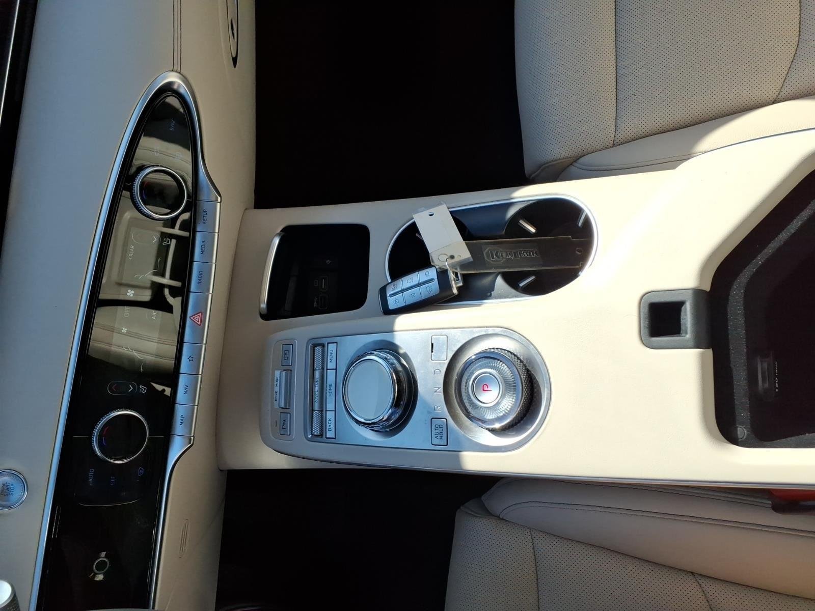 2023 GENESIS GV70 Standard - Photo 30