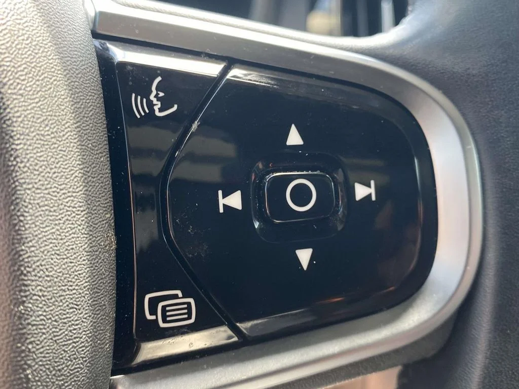 Used 2024 Silver Volvo B5 Plus Dark Theme image 29
