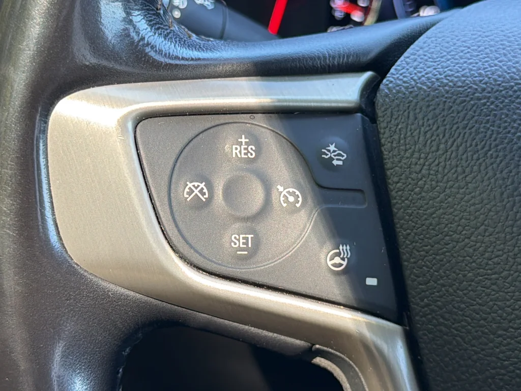 Used 2019 Black GMC Denali image 16