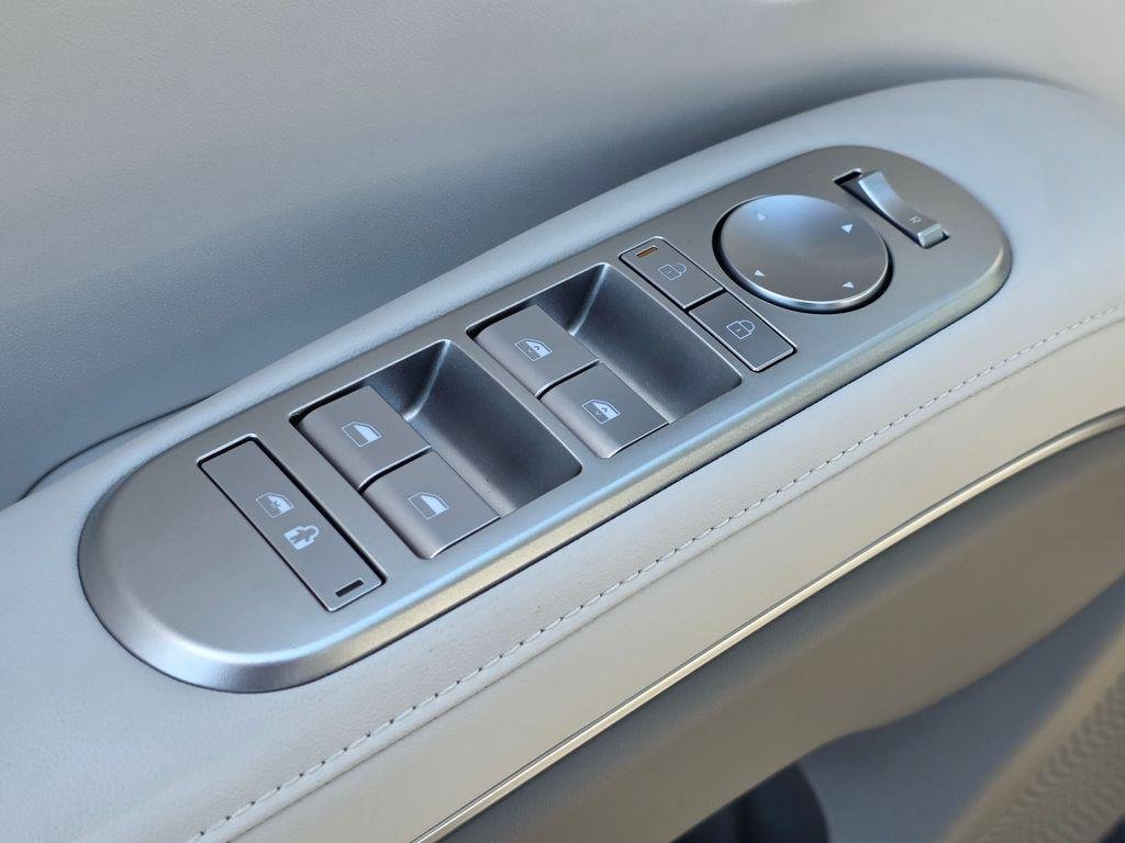 New 2026 Gray Hyundai Blue SEL 7P image 21