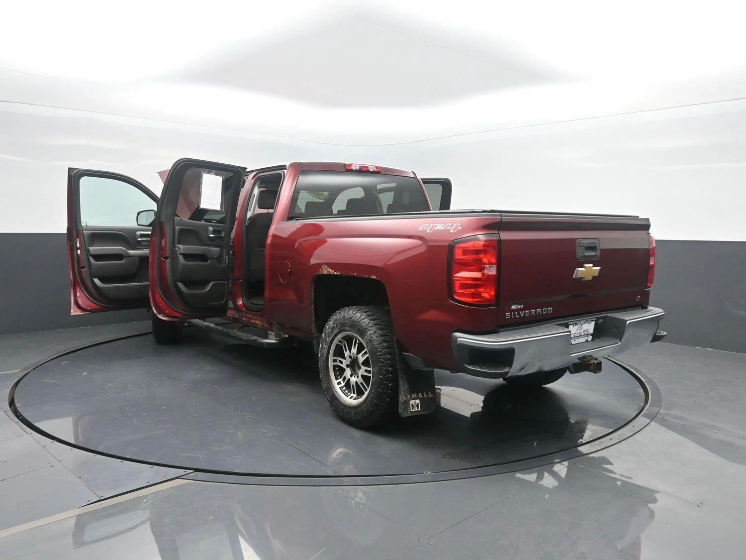 Used 2016 Siren Red Tintcoat Chevrolet LT image 44