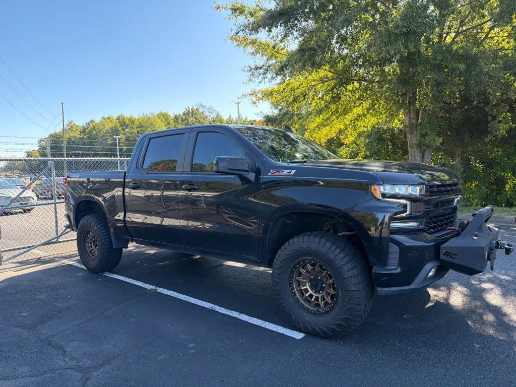 Used 2021 Black Chevrolet LT Trail Boss image 4