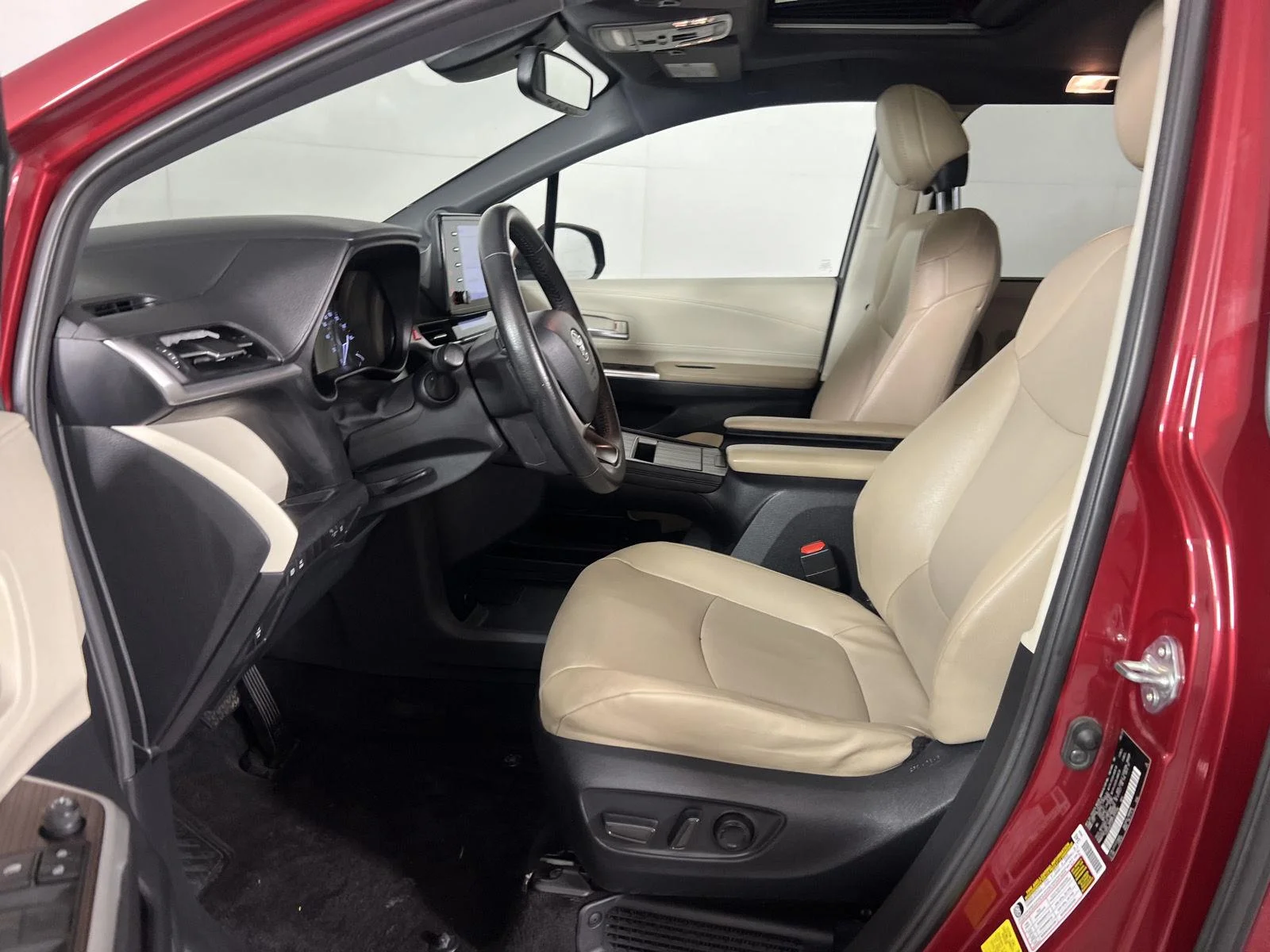 Used 2023 Ruby Flare Pearl Toyota XLE image 17