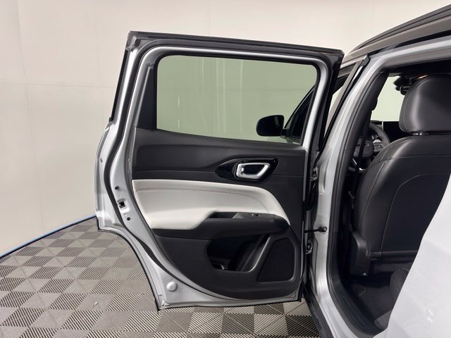 Used 2026 Silver Jeep Limited image 37