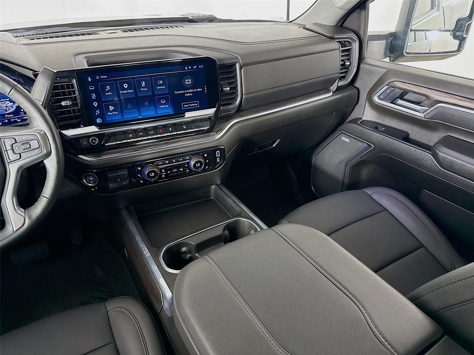 Used 2025 Black Chevrolet LTZ image 26