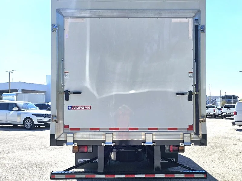New 2026 WHITE Isuzu  image 4