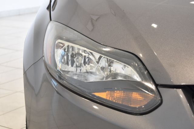 Used 2014 Ford Focus Titanium with VIN 1FADP3J2XEL310117 for sale in Kenosha, WI
