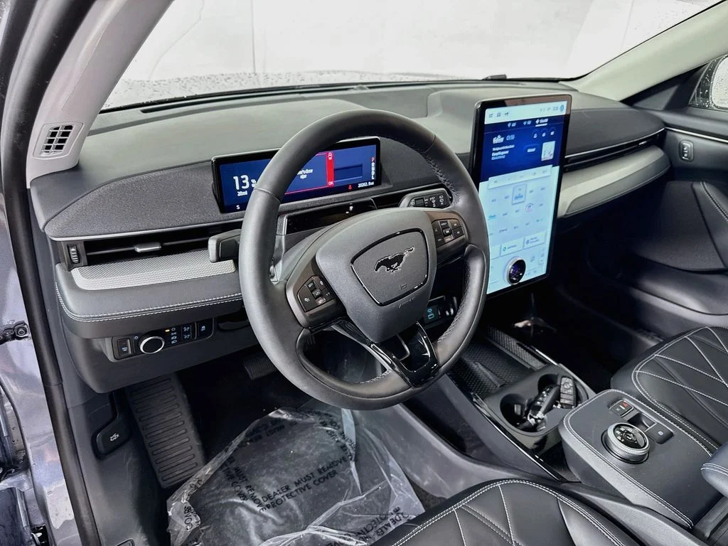 Certified Used 2023 Carbonized Gray Metallic Ford Select image 13