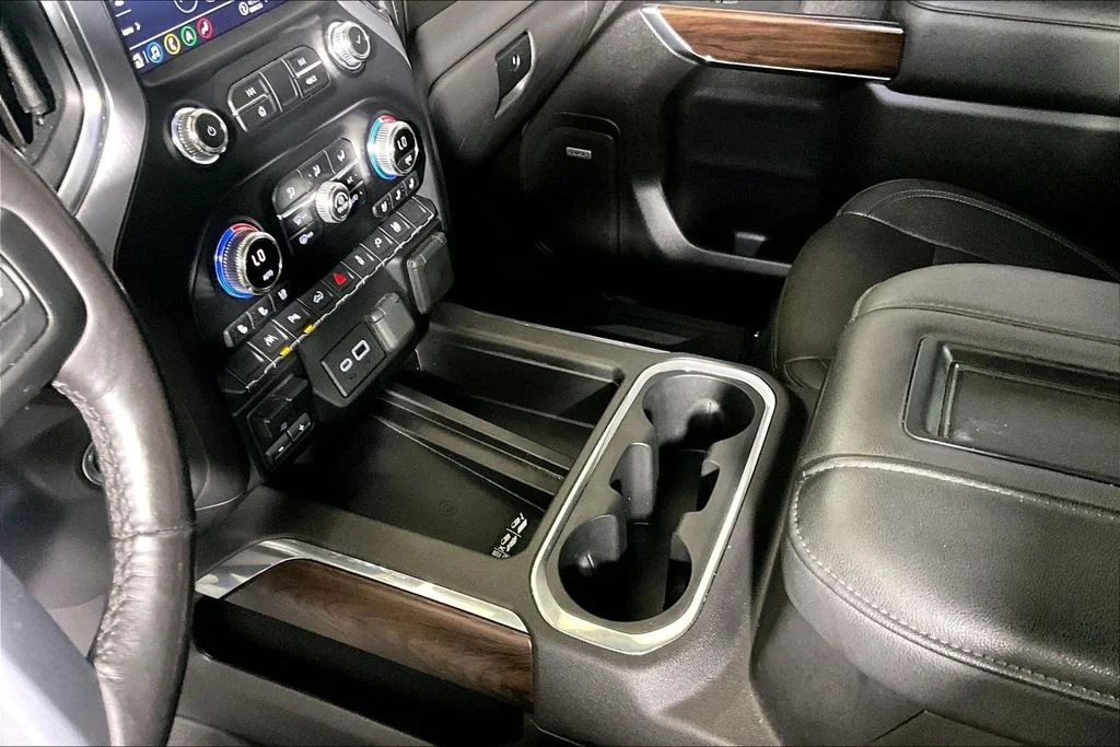 Certified Used 2022 Onyx Black GMC SLT image 13